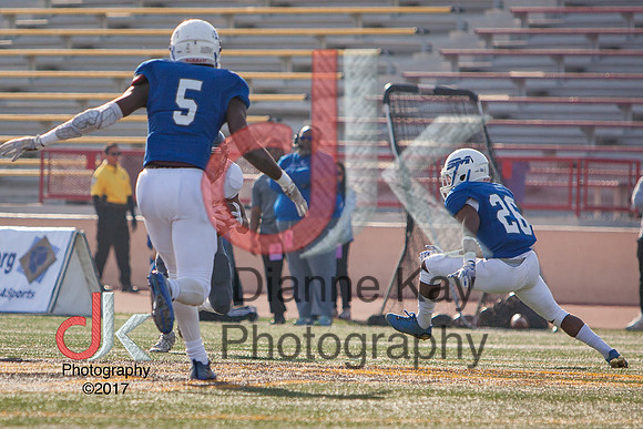 2017_12_09_CCCAA_Football Championship_Fullerton_vs_San Mateo_12.9.2017_0552
