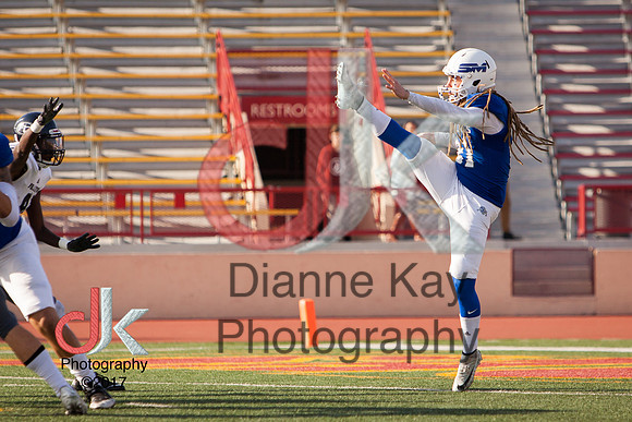 2017_12_09_CCCAA_Football Championship_Fullerton_vs_San Mateo_12.9.2017_0582