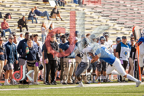 2017_12_09_CCCAA_Football Championship_Fullerton_vs_San Mateo_12.9.2017_0601
