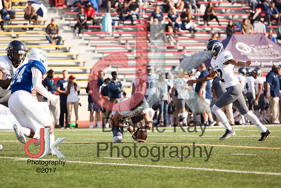 2017_12_09_CCCAA_Football Championship_Fullerton_vs_San Mateo_12.9.2017_0646